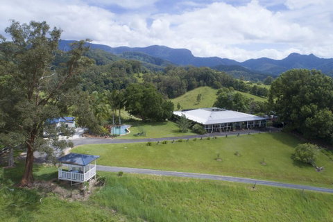 Hillcrest Mountain View Retreat - South Australia Travel 0