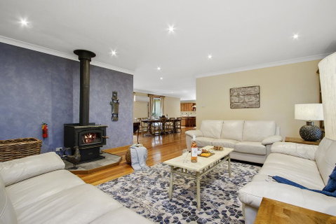 Hilldo - Lovely Mountainside Accommodation - South Australia Travel 1