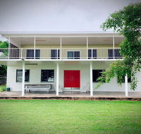 Holiday Rental - Huge House With Beach Views - South Australia Travel