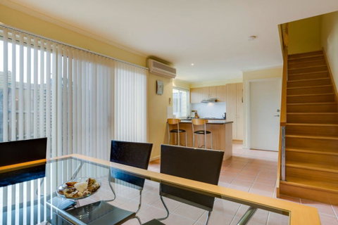 Holidays At Hollydene - South Australia Travel 0