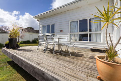 HOME SWEET HOME - MOUNT MARTHA - South Australia Travel 0