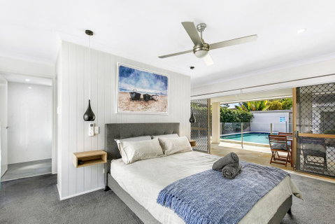 Homely Getaways In Broadbeach Waters - South Australia Travel 1