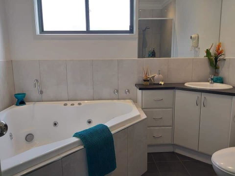 Island Cove Spa Retreat - South Australia Travel 2