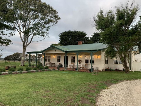 Island Farmhouse - South Australia Travel 1