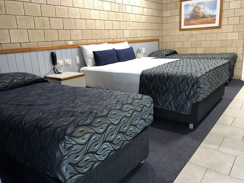 Jacaranda Country Motel - South Australia Travel 1