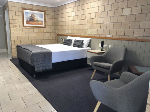 Jacaranda Country Motel - South Australia Travel 0