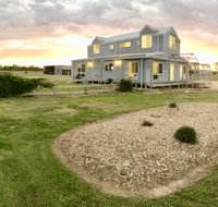 Jackaleah Farm Stay - South Australia Travel