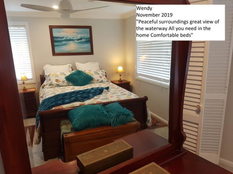 Januce - Delightful River Front House In Urunga - South Australia Travel 3