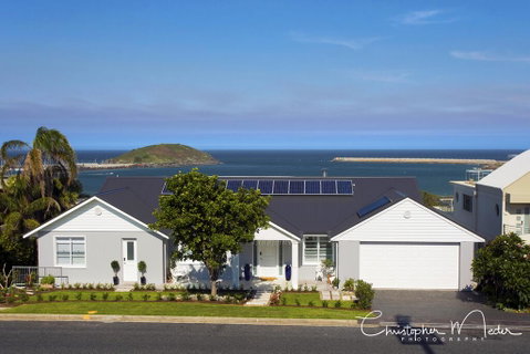 Jetty Splendour Guest Bedroom With Bathroom En-suite B'nB - South Australia Travel 1