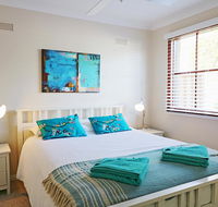 Jodi's Beach Retreat Eden - South Australia Travel