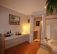 Kalimna - Spa Room - South Australia Travel
