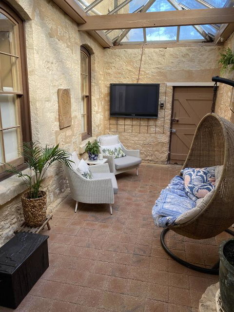 Karatta Beach Cottage - South Australia Travel 3
