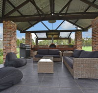 Kelman Cottage - tucked away with pool  native wildlife - South Australia Travel