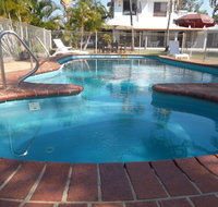 Kinka Palms Beachfront Apartments / Motel - South Australia Travel