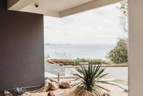 Kirra Hill Coolangatta Renovated Apt W Beach Views - South Australia Travel 1