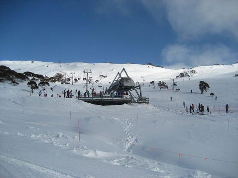 Knockshannoch Ski Lodge - South Australia Travel 2