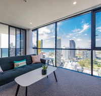 KOZYGURU BROADBEACH AMAZING VIEW 2 BED APT  FREE PARKING WALK TO BEACH QBR004 - South Australia Travel