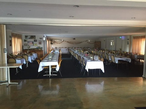 Kurrimine Beach Motel - South Australia Travel 2