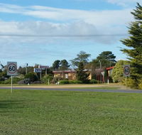 Lake Bolac Motel - South Australia Travel