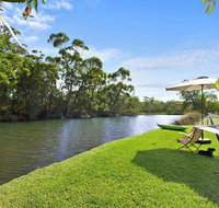 Lake Frontage family fun home - South Australia Travel