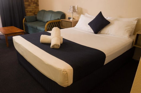 Lancaster Court Motel - South Australia Travel 0