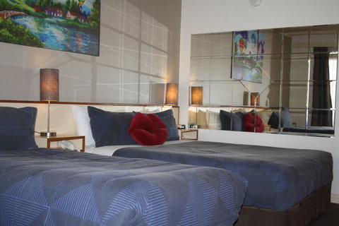 Leagues Motel - South Australia Travel 1