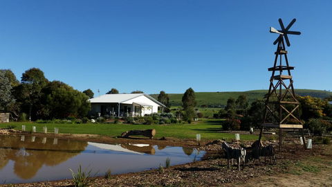 Linger Longer Cottages - South Australia Travel 0