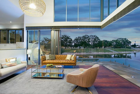 Lumiere' Broadbeach - South Australia Travel 0