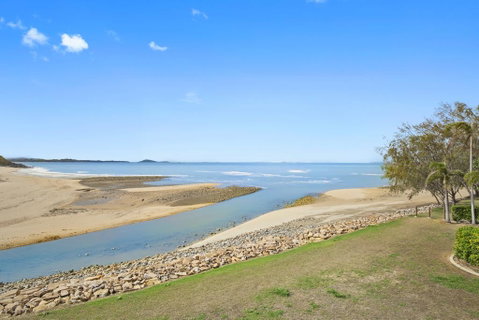 Luxury Beach Unit - South Australia Travel 0