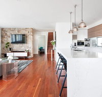 Luxury in Corlette - 4 Drungall Ave - South Australia Travel