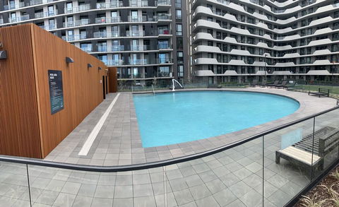 M-City 2 BR And 2 BA Apartment With Parking - South Australia Travel 1