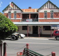Maclean Hotel - South Australia Travel