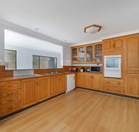 Malibu Holiday House 6 Dulconghi Street - South Australia Travel