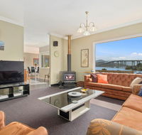 Manfield City Waterfront View Cottage - South Australia Travel