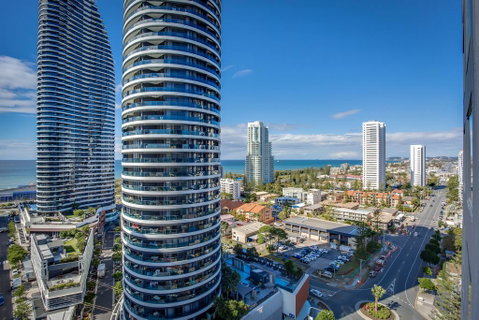 Mantra Broadbeach On The Park - South Australia Travel 2