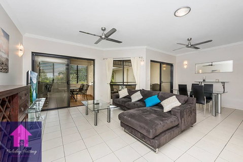 Marina View Apartment - Walk To The Strand - South Australia Travel 3