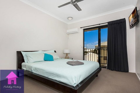 Marina View Apartment - Walk To The Strand - South Australia Travel 2