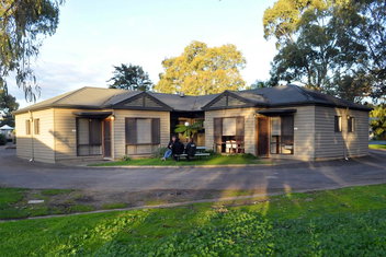 Marion Holiday Park with South Australia Travel
