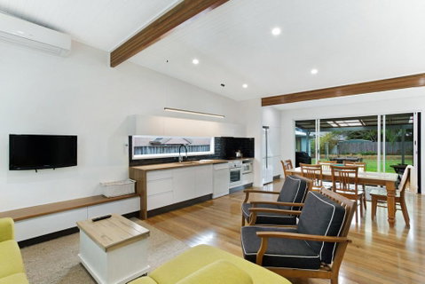 Market Street, 13, The Beach House - South Australia Travel 0