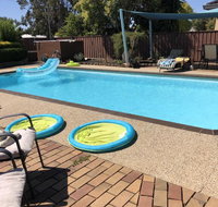 Maudie Bells - South Australia Travel