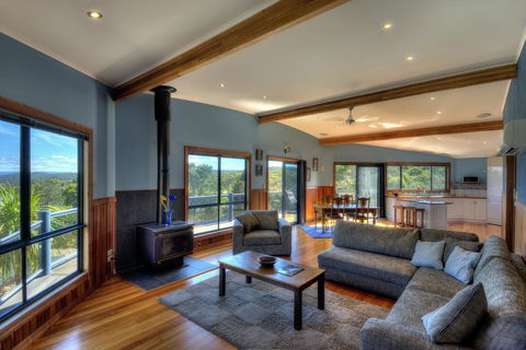 Mayakitana - Overlooking The Golf Course - South Australia Travel 0