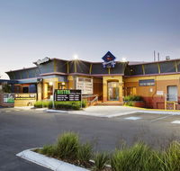 Meadow Inn Hotel-Motel - South Australia Travel