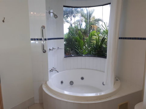Meridien At Trinity - South Australia Travel 1