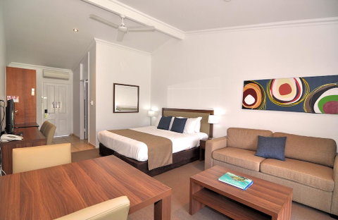 Mission Beach Resort - South Australia Travel 2