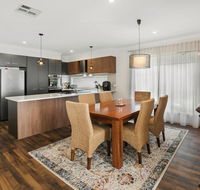 Modern Seaside Getaway Mornington - South Australia Travel