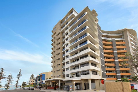 Monaco Unit 905, 12 Otranto St - South Australia Travel 1