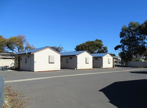 Moonta Bay Cabins - South Australia Travel 0