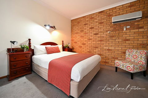 Narrandera Club Motor Inn - South Australia Travel 0