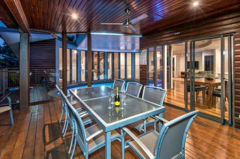 Nautilus On Hamilton Island - South Australia Travel 1