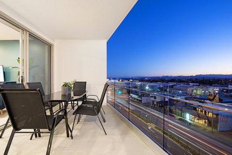 NEO Apartments Mermaid Beach - South Australia Travel 2